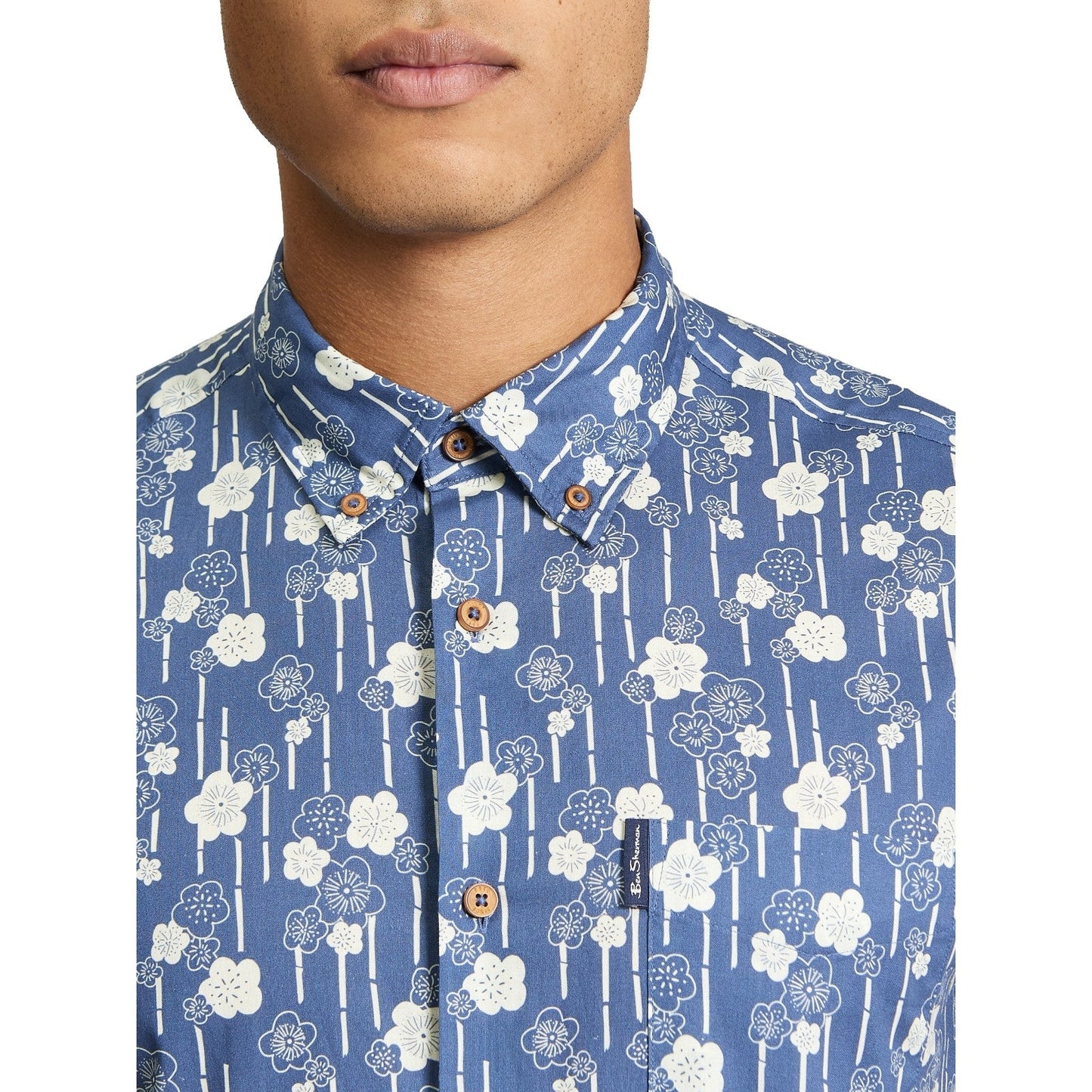 Ben Sherman Mens Floral Bamboo Print Short Sleeve Shirt