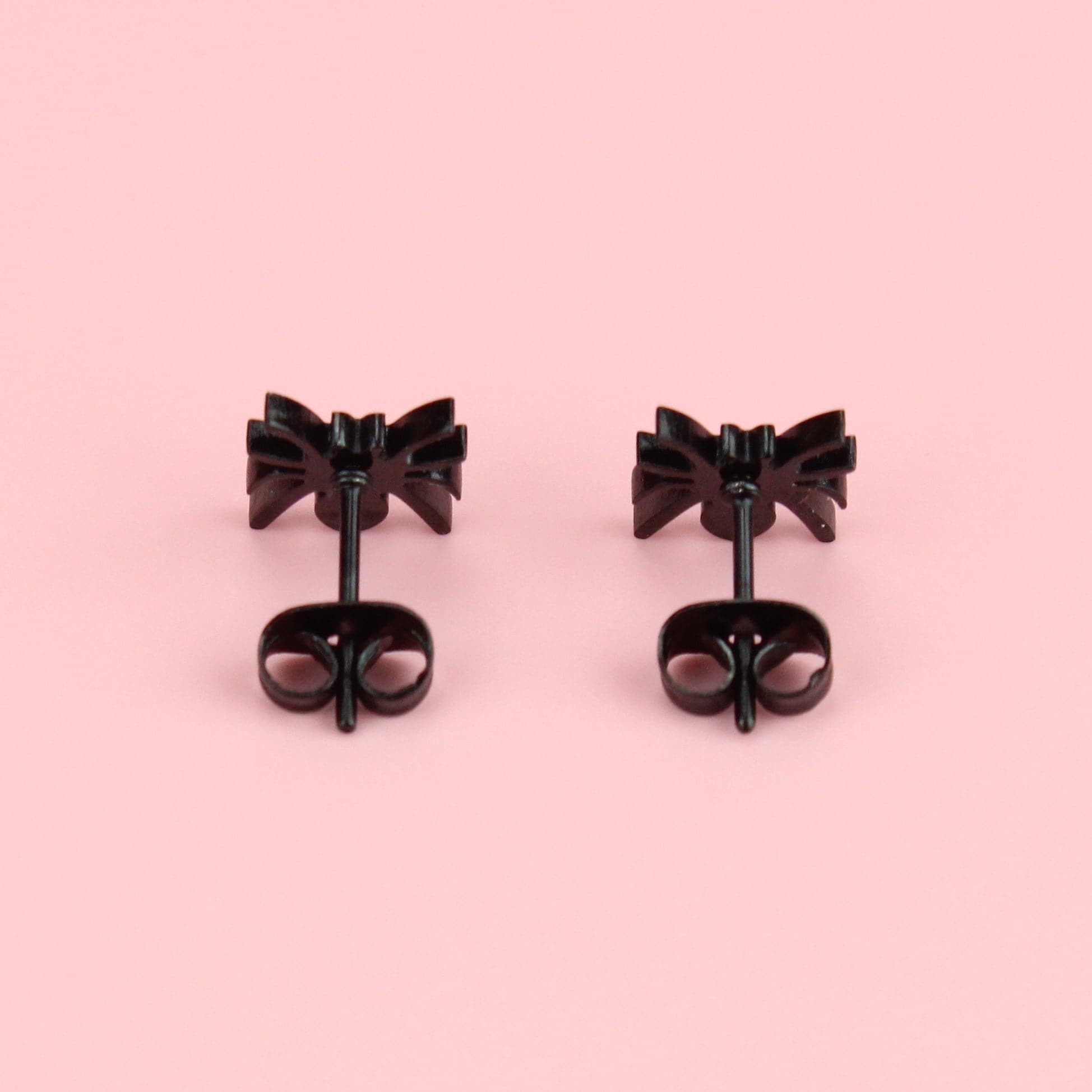 Spider Stud Earrings (Black)