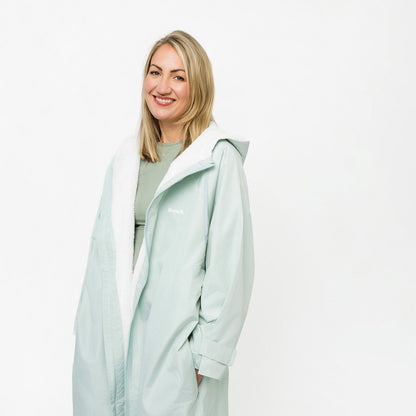 Bench Leacy Waterproof Changing Robe