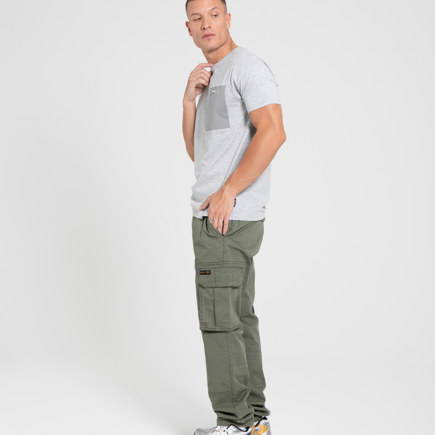 Bench Mens Algoda Crew Neck Short Sleeve Pocket T Shirt